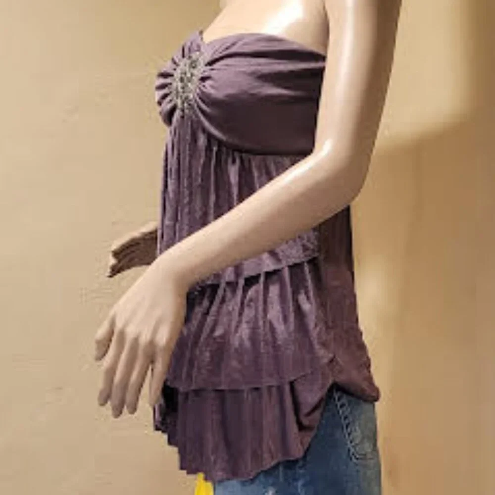 Studio Y (Maurices) Sleeveless silky flowy layered women's top - Size Medium - Picture 3 of 8